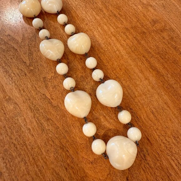 Unique Funky Vintage Marbled Cream Bead Necklace with Metal Links & Cloth Tie - Picture 3 of 5